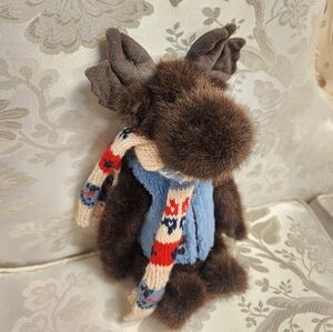 Boyds Bears Gustaf Mooseltoff Plush Stuffed Moose Winter